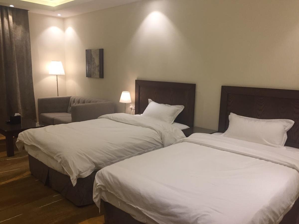 Asfar Plaza Aparthotel Khobar Bagian luar foto