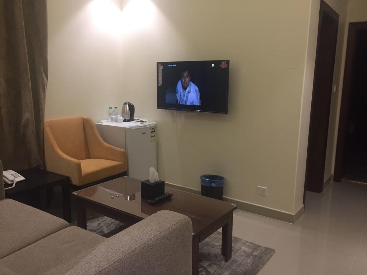 Asfar Plaza Aparthotel Khobar Bagian luar foto